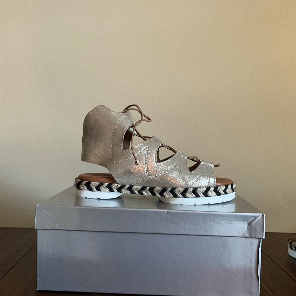 NWT - Divine Follie - Gold Lace-Up Bootie Sandals - EU 38 / US 8-8.5
